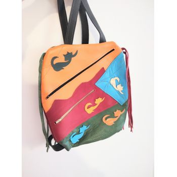 Rucsac handmade din piele naturala, cu pisicute