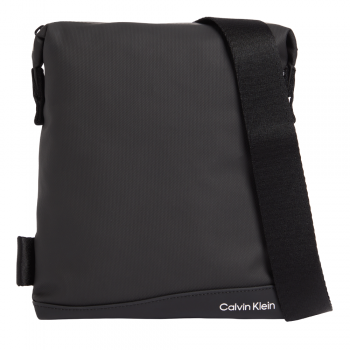 Geantă crossbody bărbați Calvin Klein neagră din material sintetic 3107BGEA1254N